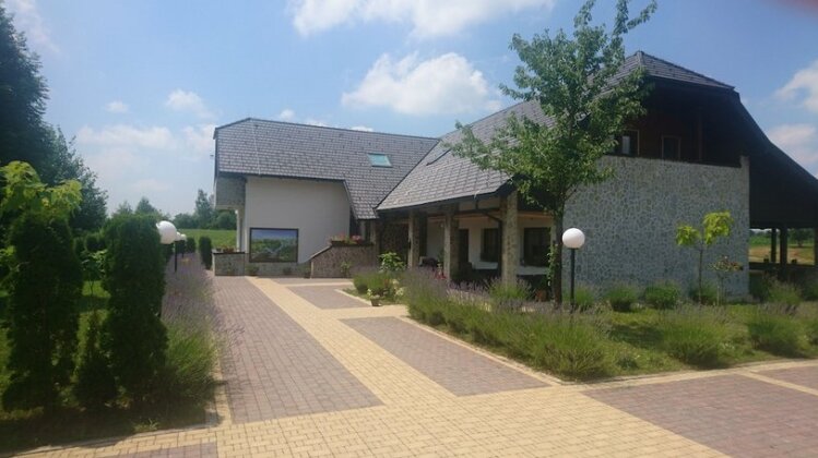 Villa Stone Seliste Dreznicko - Photo2
