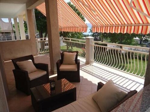 Apartment Karlo 1 - Photo2