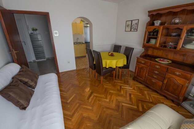 Apartment Marijanka Senj - Photo4