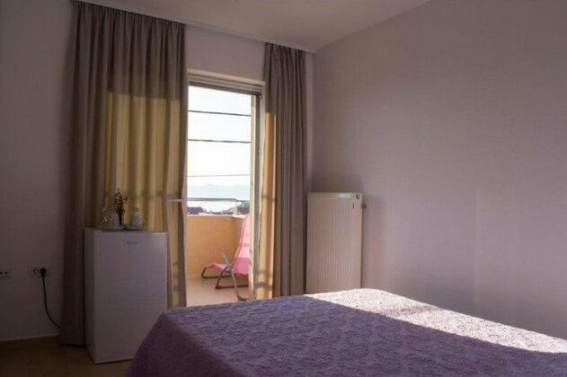 Apartments and Rooms Lux - Photo2