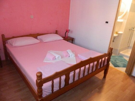 Guest House Angela - Photo5
