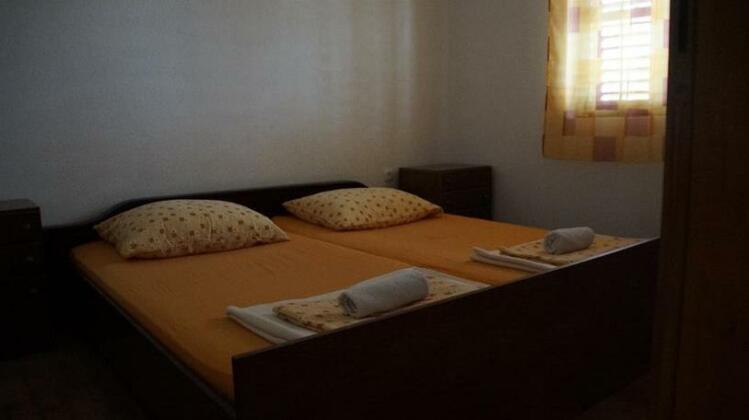Guest House Iva Senj - Photo5