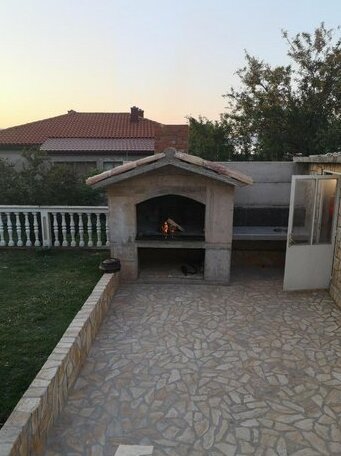 Toja - Photo4