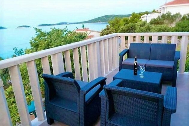 Holiday Home Villa Roza - Photo2