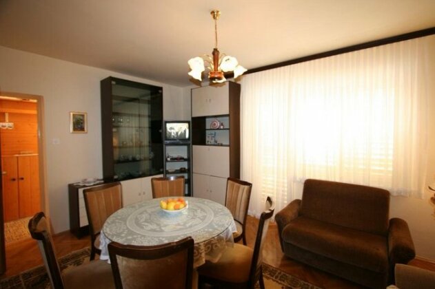Holiday Home Cvelic - Photo3