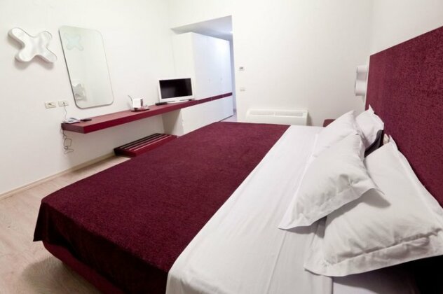 Velanera Hotel & Restaurant - Photo3