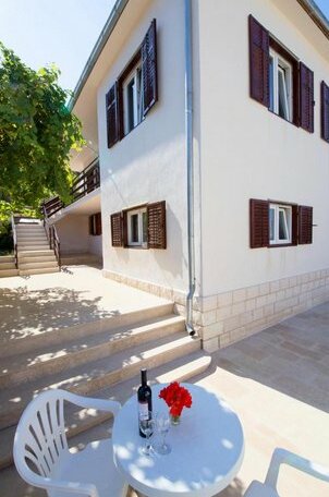 Adria 2 - Photo3