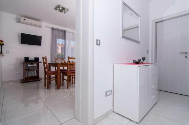 Apartments Ivica Slatine - Photo3