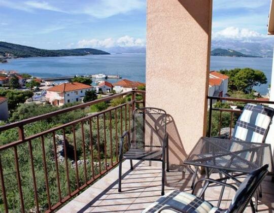 Apartments Jelica Slatine - Photo4