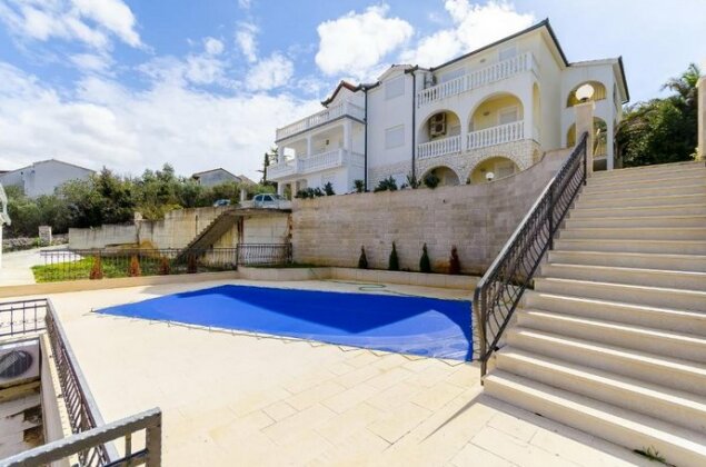 Apartments Krusica - Photo3