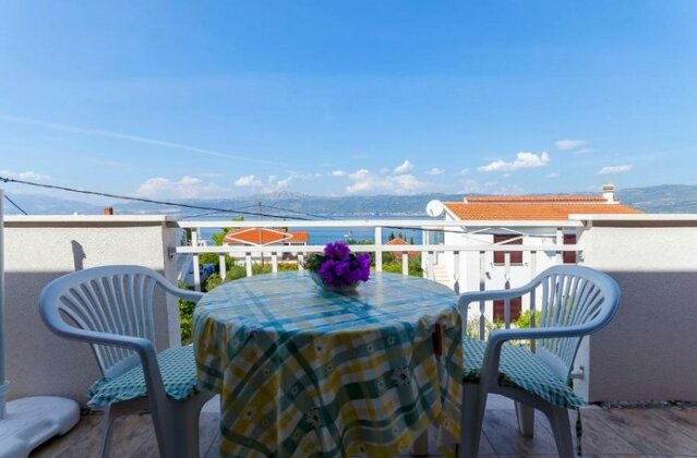 Apartments Milka Slatine - Photo3