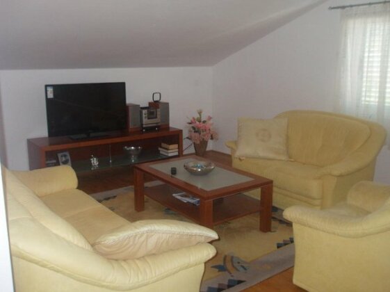 Apartments Romana Slatine - Photo3