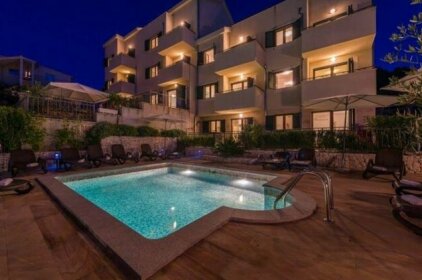 Apartments - Villa Salena with two pools
