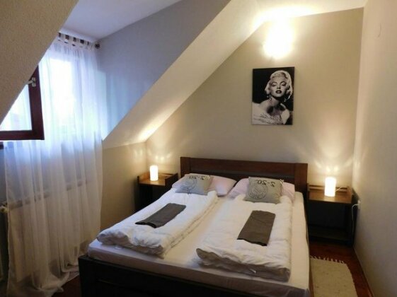 Apartments and Rooms Stefanac - Photo5