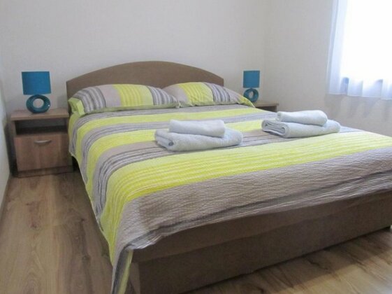 Apartment Sanja Smoljanac - Photo2