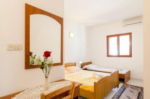 Guesthouse Sobra - Photo2