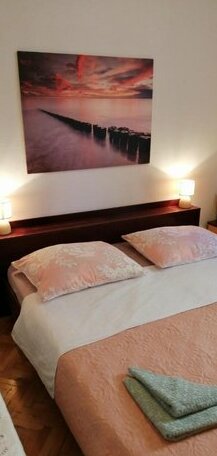 Stone Guest House Solin - Photo4