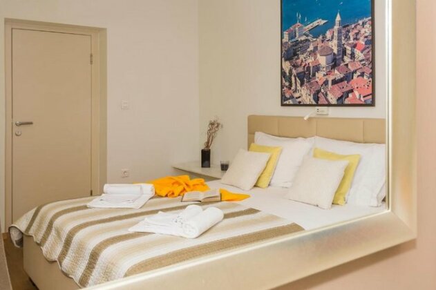 Alloro Split - Photo4