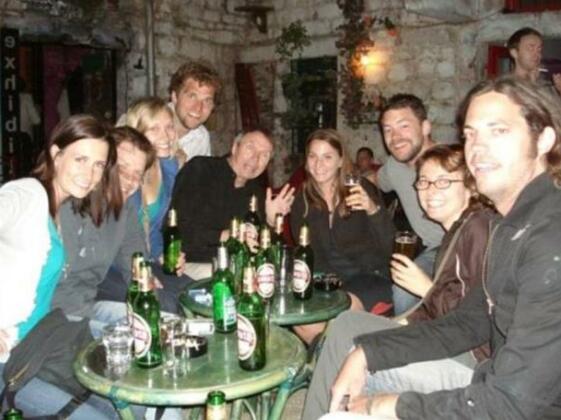 Al's Place Hostel - Photo5