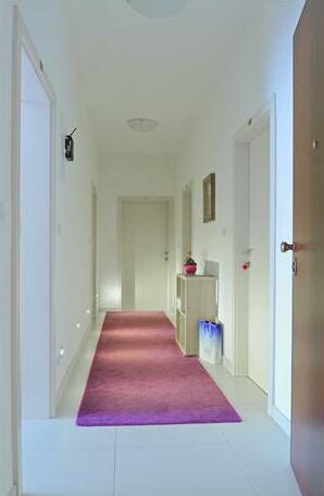 A&M Apartment and Rooms - Photo4
