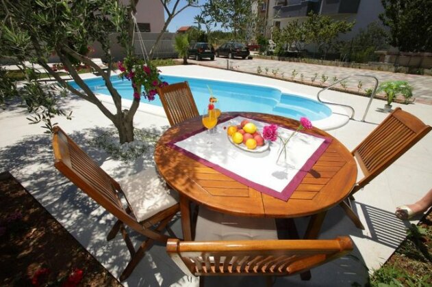 Apartmani Lucante - Photo2