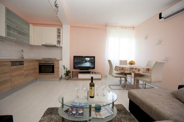 Apartment A&A - Photo2