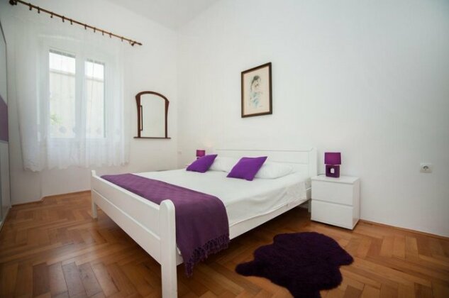 Apartment Anamarija-Bacvice - Photo4