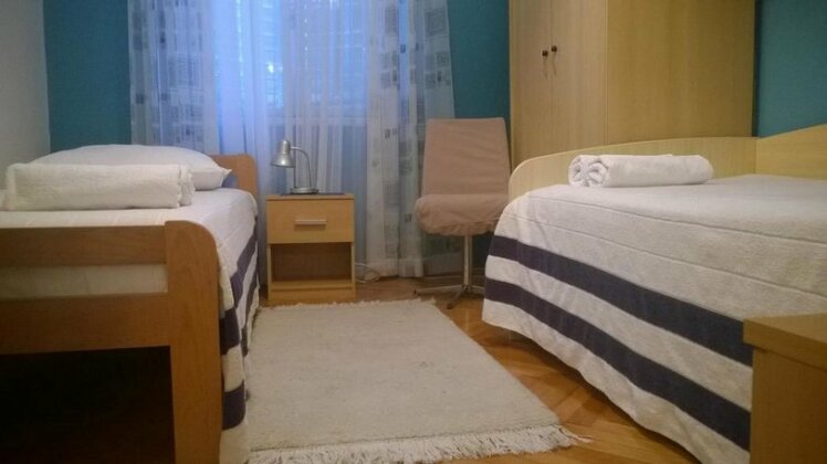 Apartment Blue Tree - Photo4