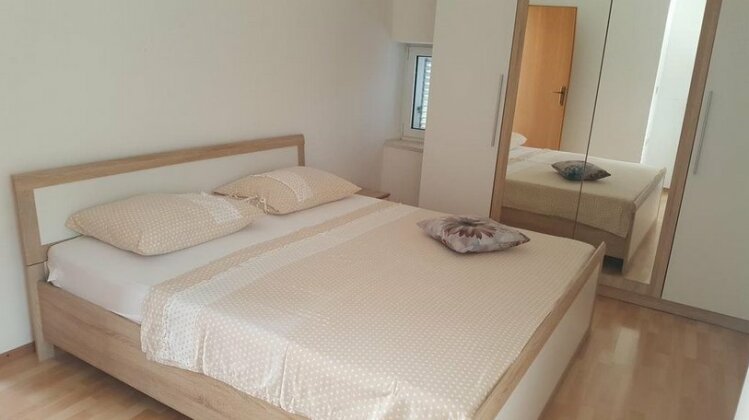 Apartment Gojsa - Photo4