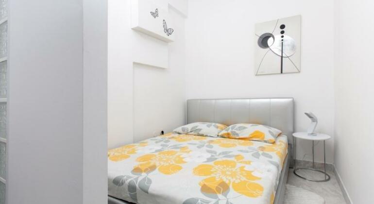 Apartment Modern Studio Near Znjan Beach - Photo4