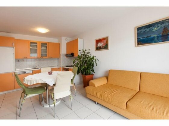 Apartment On the Beach Split - Photo3