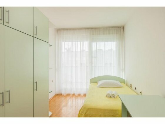 Apartment On the Beach Split - Photo5
