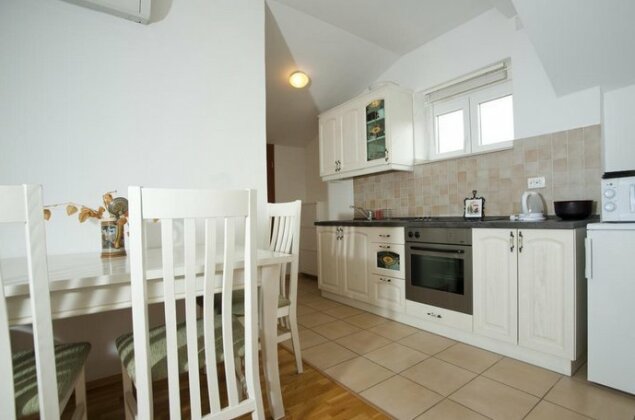 Apartment Pirija - Photo4