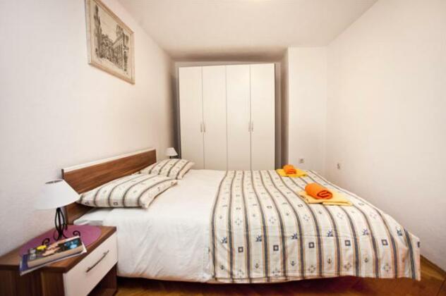 Apartment Zrinka - Photo2
