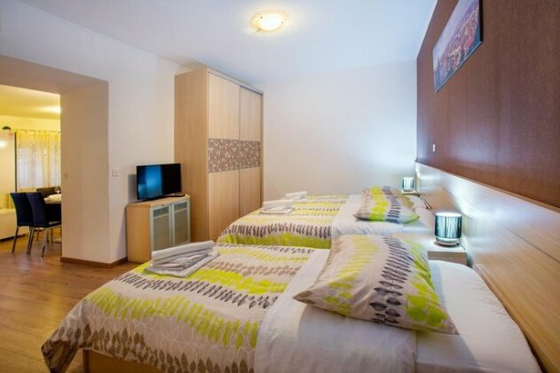 Apartments Dora Bacvice Split - Photo4