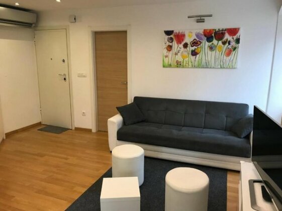 Apartments Elysium in the Old Town - Photo3