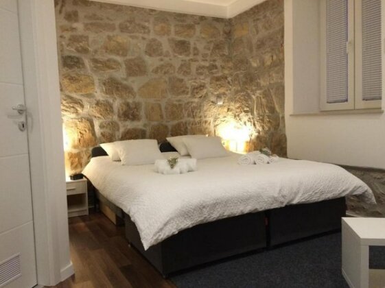 Apartments Elysium in the Old Town - Photo5