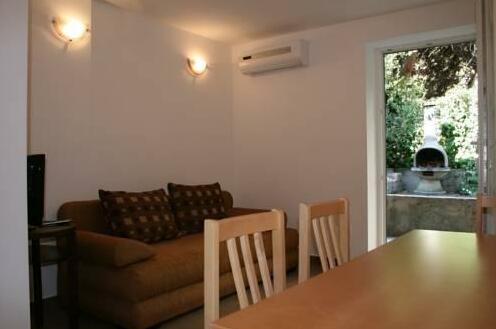Apartments Mrduljas - Photo2