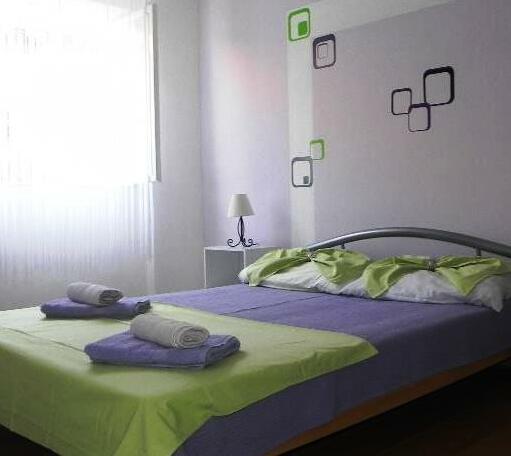  Photo 4