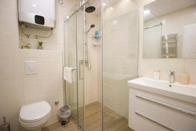 Ariston City Apartments - Photo4