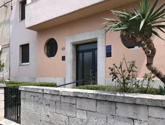 Azimut Apartment - Photo4