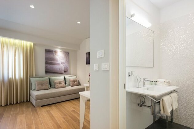 Balatura Split Luxury Rooms - Photo5