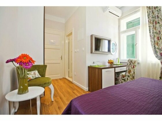 Bastion Luxury Rooms - Photo5