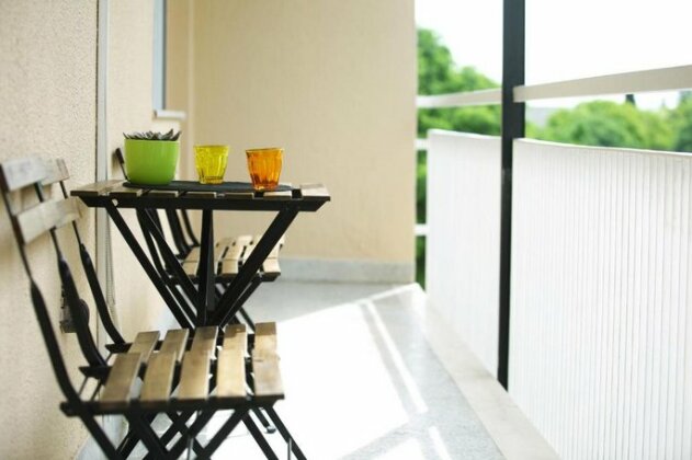 Beach Centar Large Stylish Apartment with Terrace - Photo4
