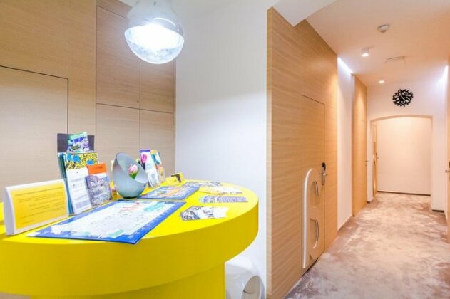 Bed & Atmosphere Rooms - Photo2