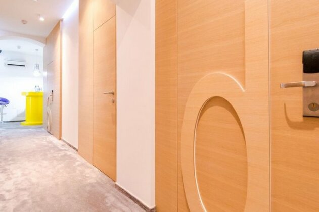 Bed & Atmosphere Rooms - Photo3