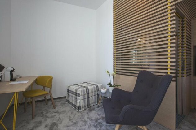 Bed & Atmosphere Rooms - Photo5