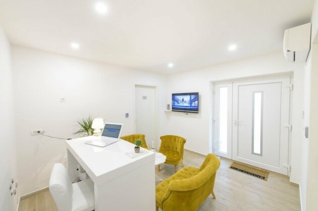 Best location Rooms - Photo4