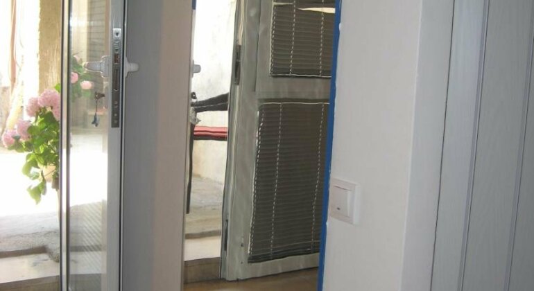 Biuk Apartments - Photo2