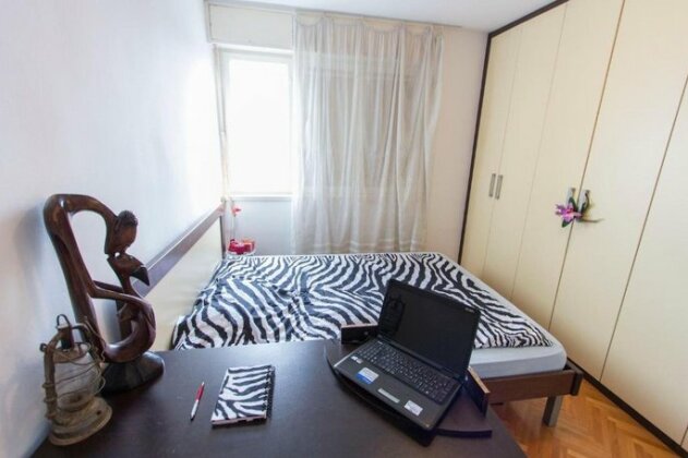 Budget Split Home - Photo3